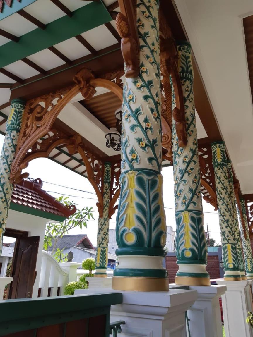 Rumah Jawa Guest House  Yogyakarta Luaran gambar
